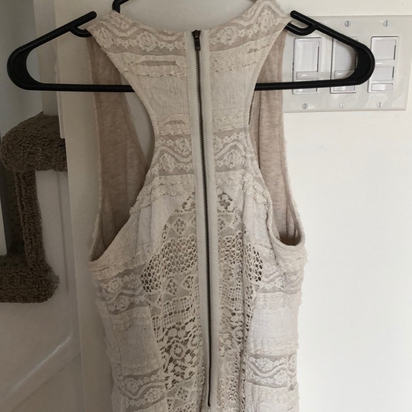 Greylin Lace midi dress with mermaid skirt - Picture 6 of 8